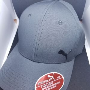 Pumas hat